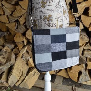 Jeans-Upcycling Mini-Crossbag mit Klappe, Schultertasche, Umhängetasche