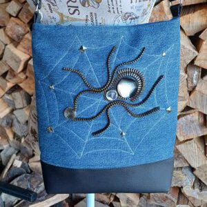 Jeans-Upcycling Crossbag Spinne, Schultertasche, Umhängetasche