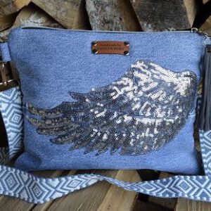 Crossbag „Silver Angel“ – Upcycling mit funkelndem Akzent