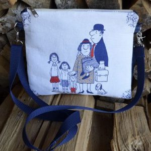 Crossbag „Comic trifft Denim“ – Upcycling mit Augenzwinkern