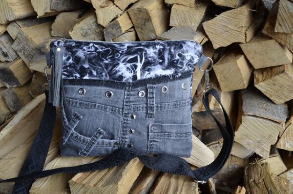 Crossbag "Smoke Noir" – Upcycling trifft Design