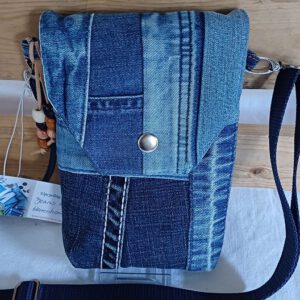 Jeans-Upcycling Mini-Crossbag in blau, Minitasche