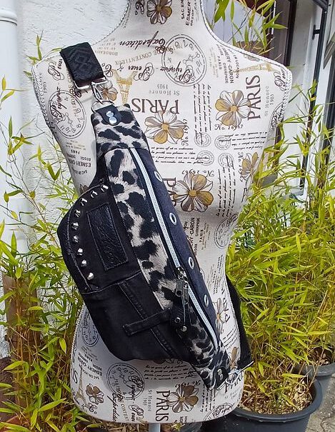 Jeans-Upcycling Bodybag/Bauchtasche, Jeanstasche