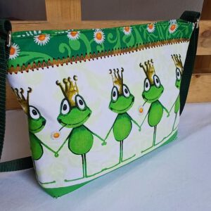 Kiss the Frog - Sommerliche Crossbag mit lustigen Fröschen