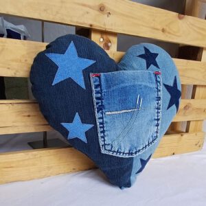 Jeans-Patchworkkissen Herzblatt