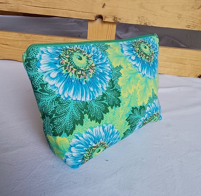 Kosmetiktasche „Blue & Green Harmony“