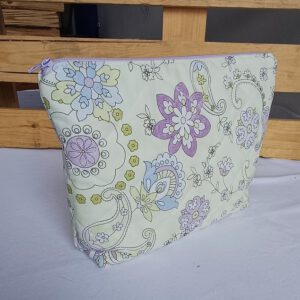 Große Kosmetiktasche „Fliederblüte“
