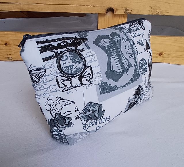 Kosmetiktasche „Paris Chic“