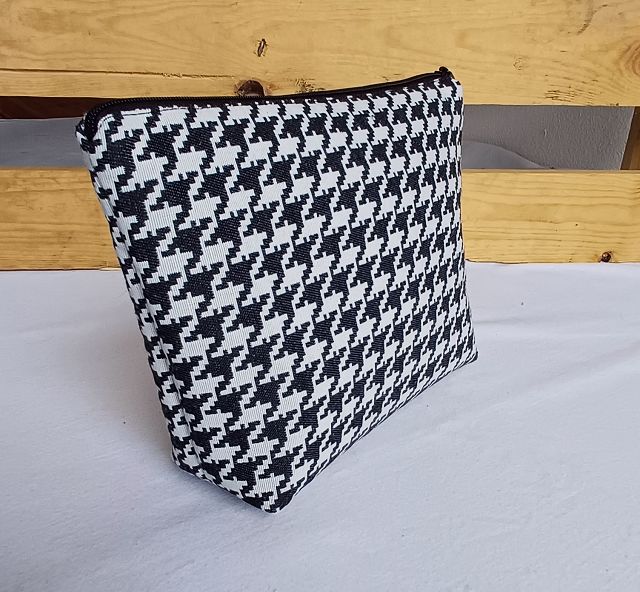 Kosmetiktasche „Hahnentritt Chic“