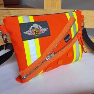 Crossbag Feuerwehr, Schultertasche, Umhängetasche, Feuerwehr-Upcycling
