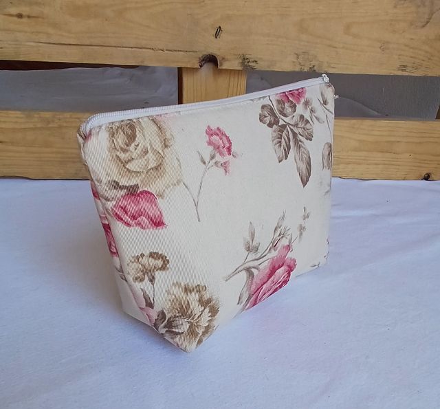 Kosmetiktasche „Vintage Roses“