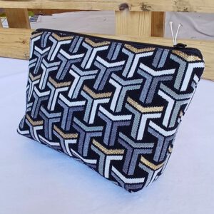 Kosmetiktasche aus Jacquardstoff im grafischen Muster